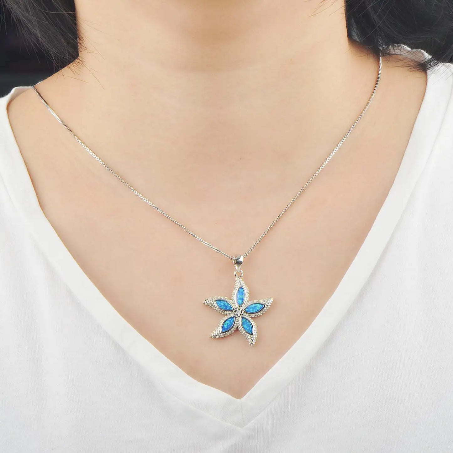 Multi Petal Star Pendant Necklace Aobao Inlaid Detail Fashion Jewelry
