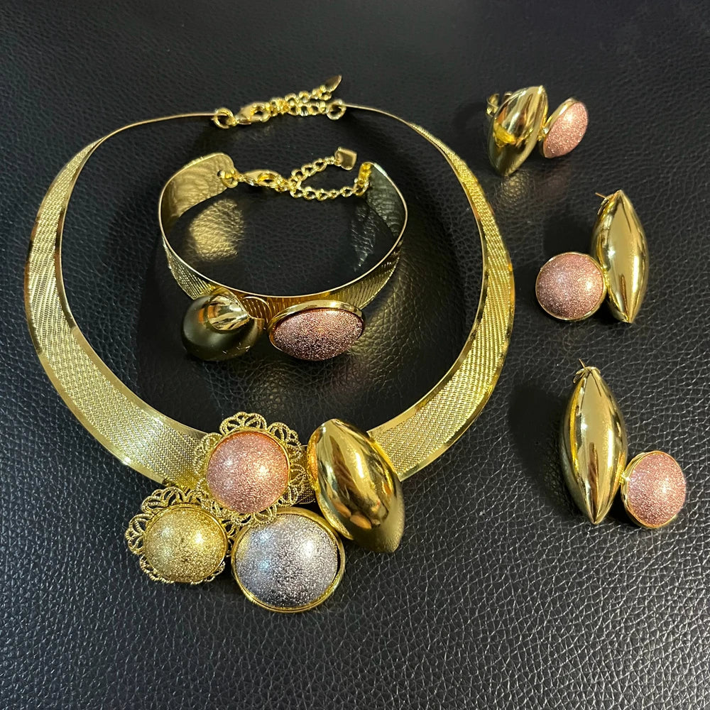 Zhuerrui Nigerian 18k Gold Plated Jewelry Set Brazil Gold Designer Wedding Jewellery Set Fashion Necklaces Jewelry Sets MY20235