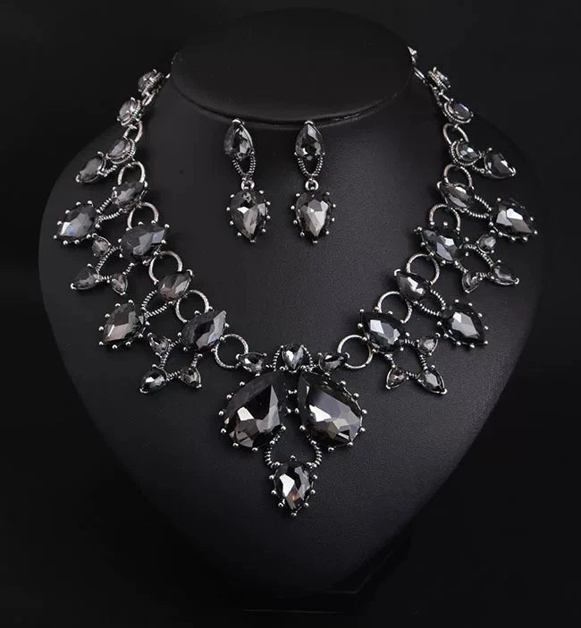 XM S394 Gold Plated Marquise Topaz Sparkling Floral Necklace & Earrings Bridal Set