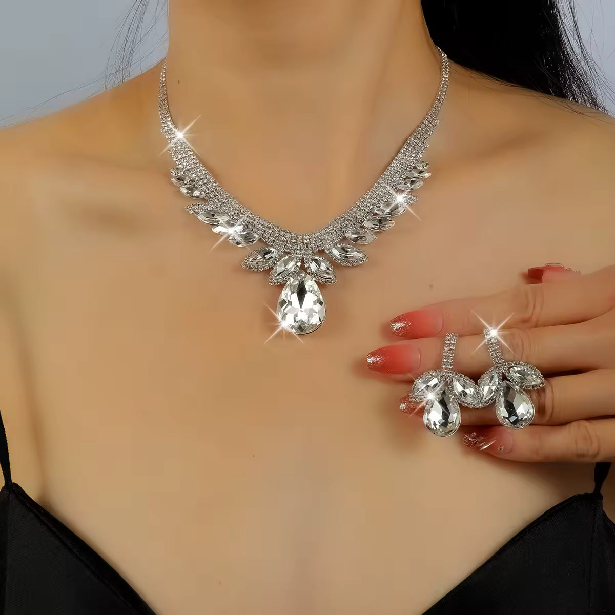 Sets for £39/- 4  Sets for £39/-