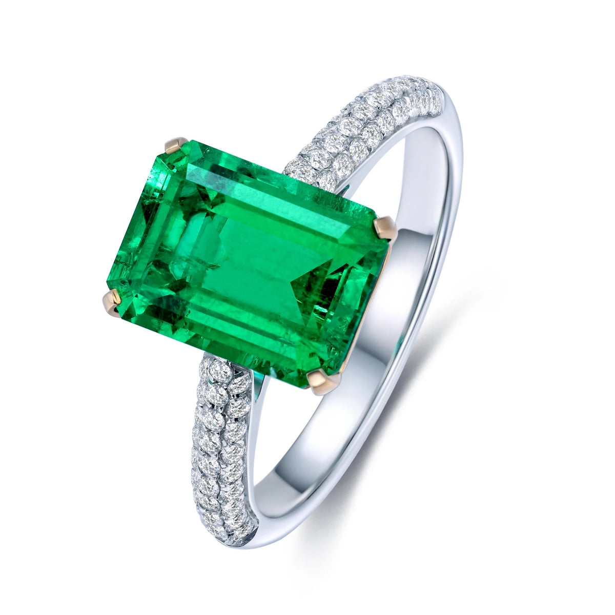 Gemfiori Custom Jewelry Ring 18k Gold Ring with Lab Grown Emerald and CVD Diamond from Shenzhen Gemfiori Wuzhou Gems