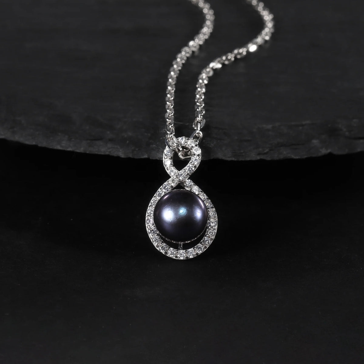 ArtistA Abiding Fine Pearl Jewelry 925 Sterling Silver Twisted Halo 10MM White Black Fresh Water Pearl Eternal Pendant Necklace for Gift
