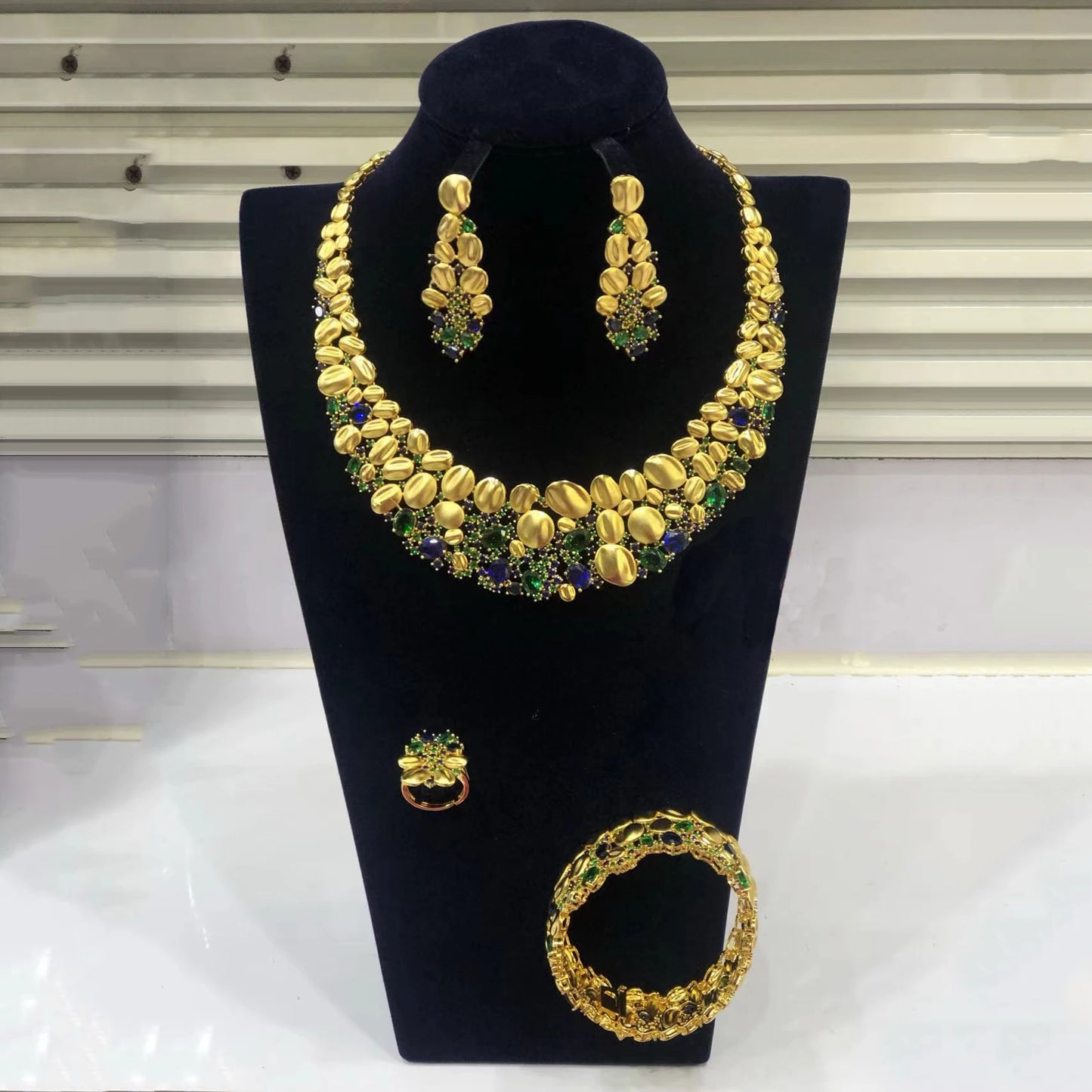 Zhuerrui American Diamond Jewelry Sets Luxury Cubic Zirconia Jewelry Set Wedding Party Fine Woman Jewelry Set HZ220505201