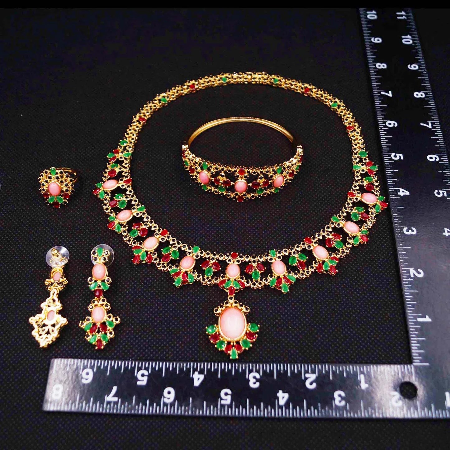 Zhuerrui Luxury Cubic Zirconia Jewelry Sets 5A Top Diamond Electroplated 4 Layers Thickened Gold Pebbles Jewelry Set HZ23072191