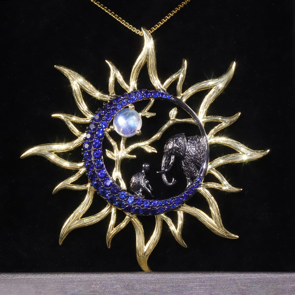 ArtistA C8096 Abiding Factory Designer Handmade Elephant Sun 925 Silver Inspiration Inspired Moonstone Charms Pendant for Jewelry Making