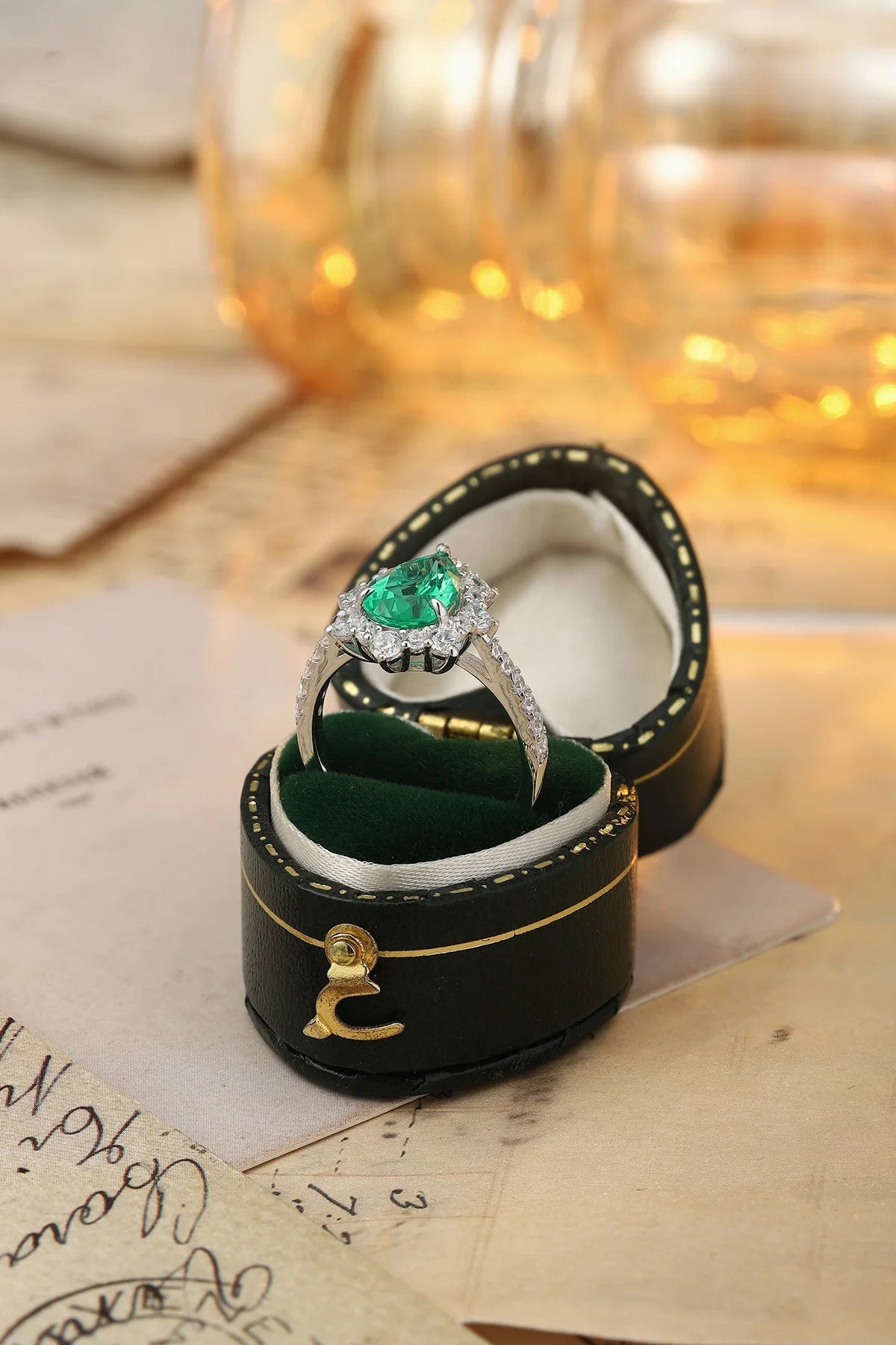 Gemfiori Luxury Lab Grown Pear Cutting Emerald S925 Silver Ring Custom Made Ring with Excellent Price