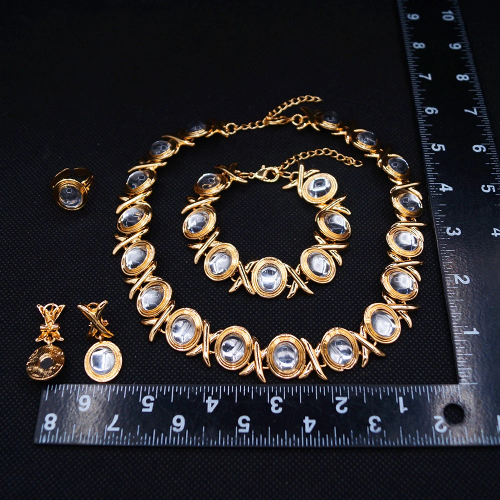 Zhuerrui's New XO Gold-plated Jewelry Set Features Classic Gold and Silver Exquisite and High-end Ladies' Earrings and Bracelets