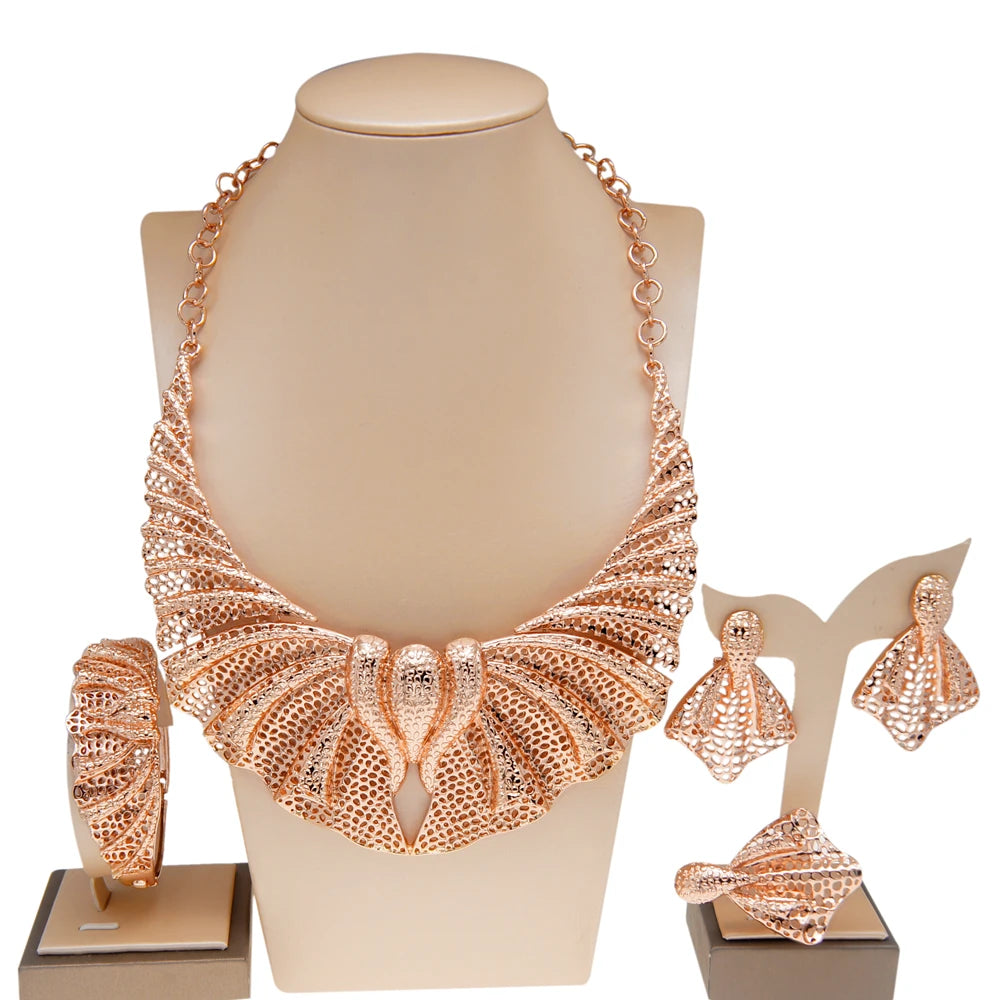 Zhuerrui Luxury Dubai Costume Jewelry Set Party Leaf Necklace Jewelry Sets Brazilian Gold Plated Women's Wedding Jewelry  H00200