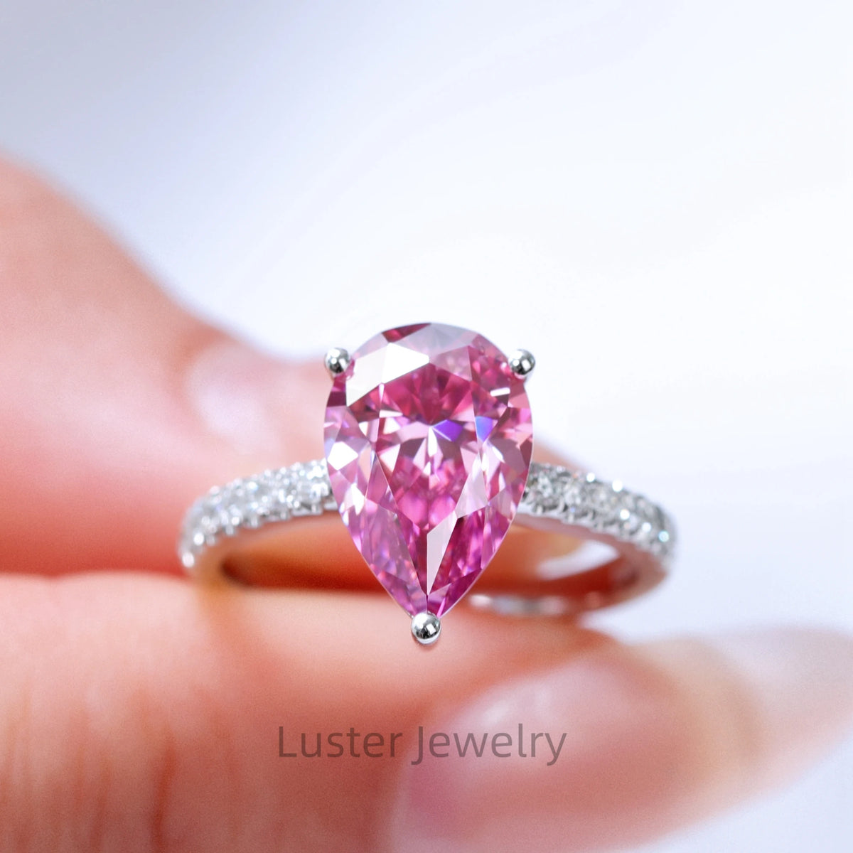 Gemfiori Luster Gorgeous Engagement 925 Sterling Silver 4.0ct Teardrop Shape Moissanite 10K/14K/18K Pink Pear Cut Moissanite Gold Ring