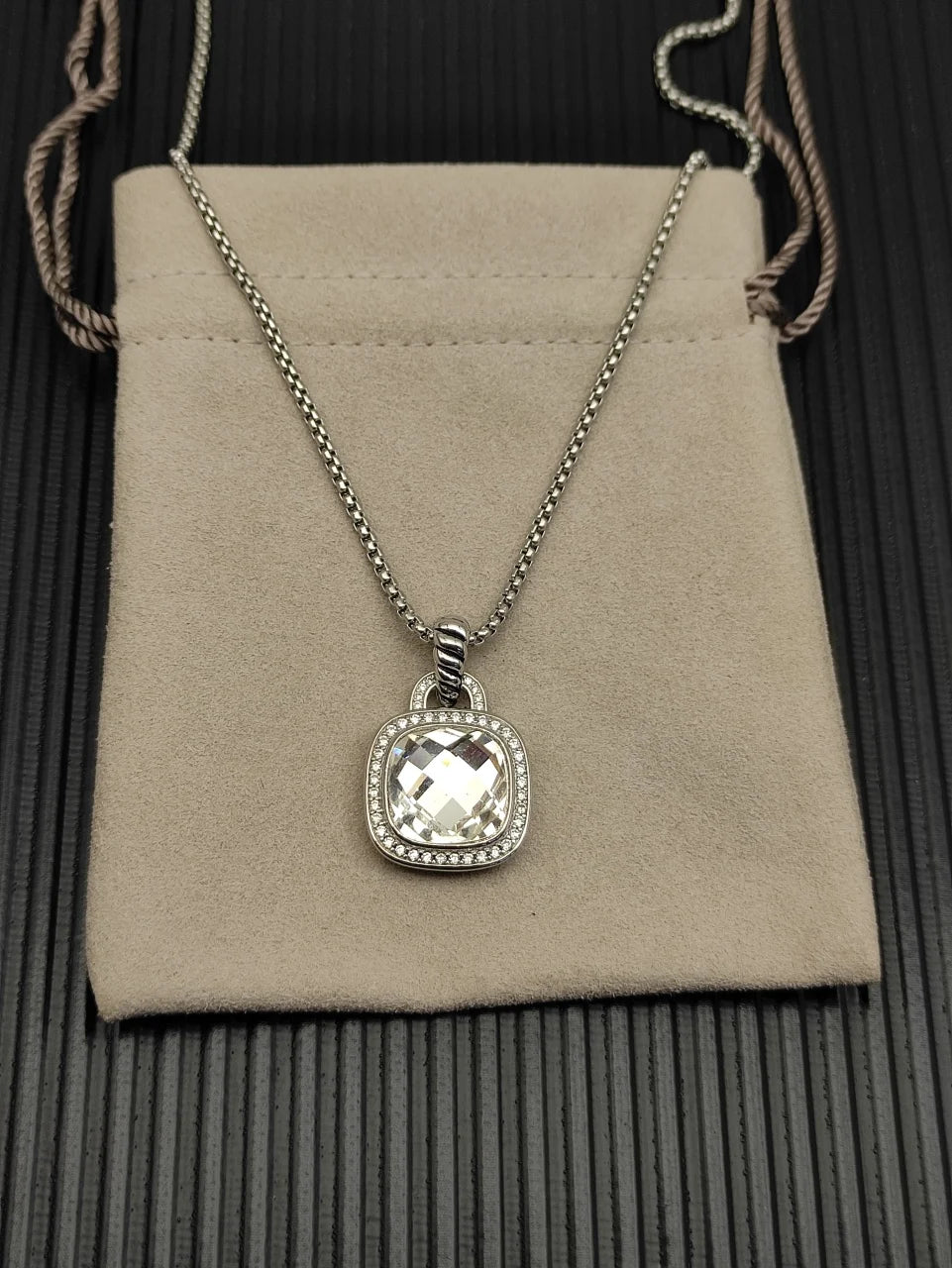 FASHIONISTA DY High-Quality Silver-Plated 14mm Square Diamond Necklace. Gold-Plated Colored Gemstone Necklace. Jewelry .