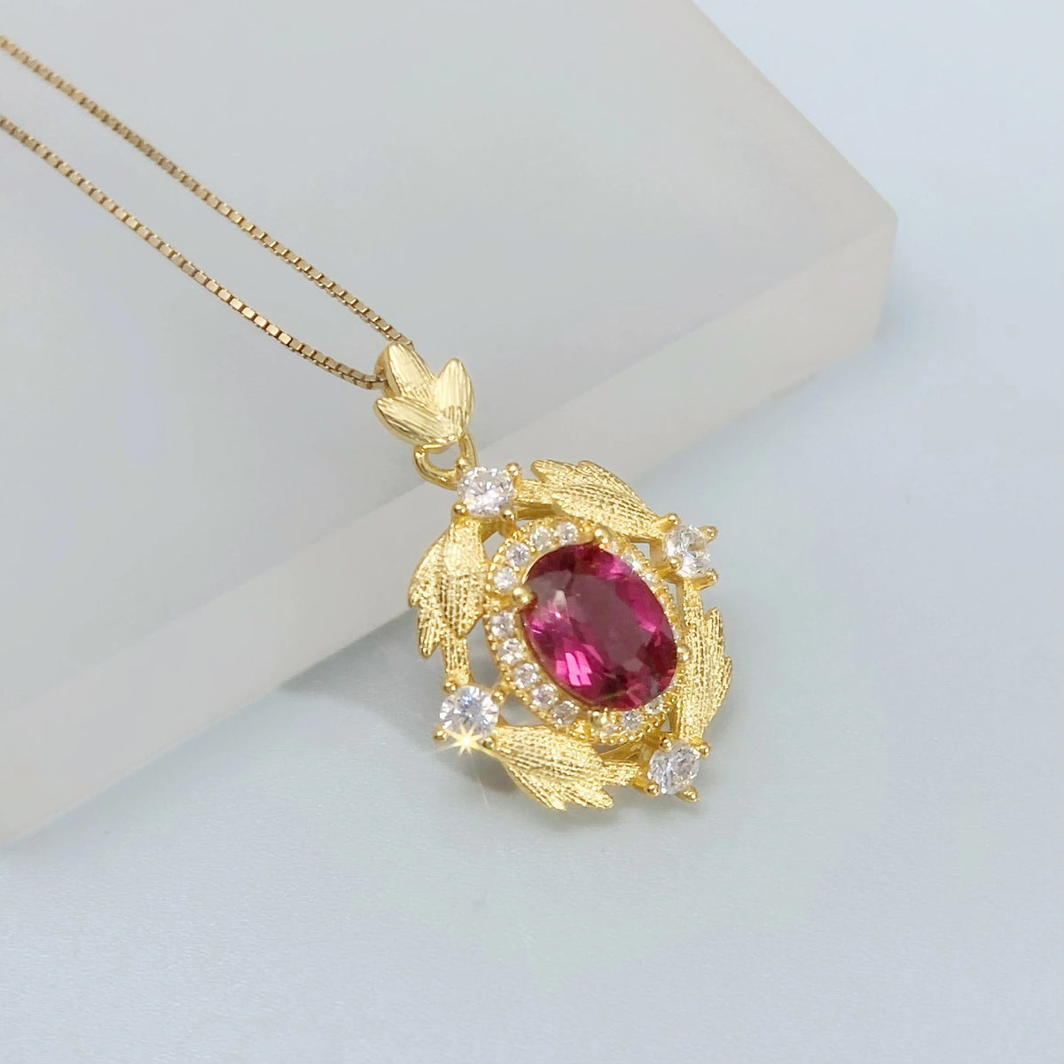 Gioiellieri Pyrope Garnet Pendant with S925 Sterling Silver for Girls Birthstone Jewelry January Birthday Present Dainty Necklace Jewelry