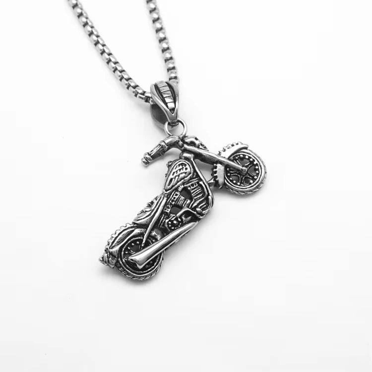 Hip Hop Punk Chariots Skull Motorcycle Trend Waterproof Stainless Steel Fashion Jewelry Pendant Necklaces for Men Wholesale