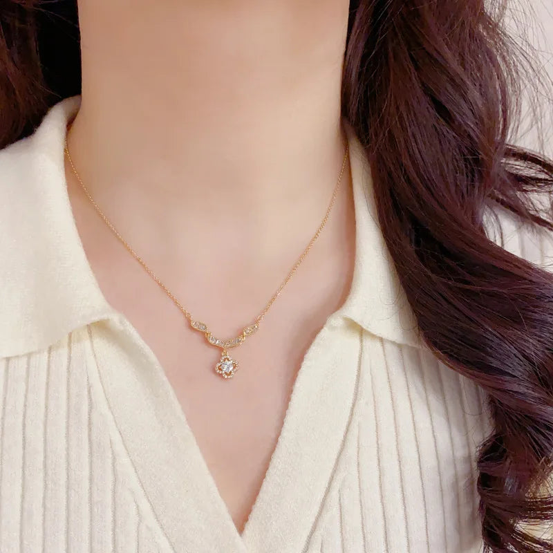 Top Quality Fashion Exquisite Flower Necklace and Earrings Set with Zircon Luxury Real Gold Plated Jewelry Set for Women