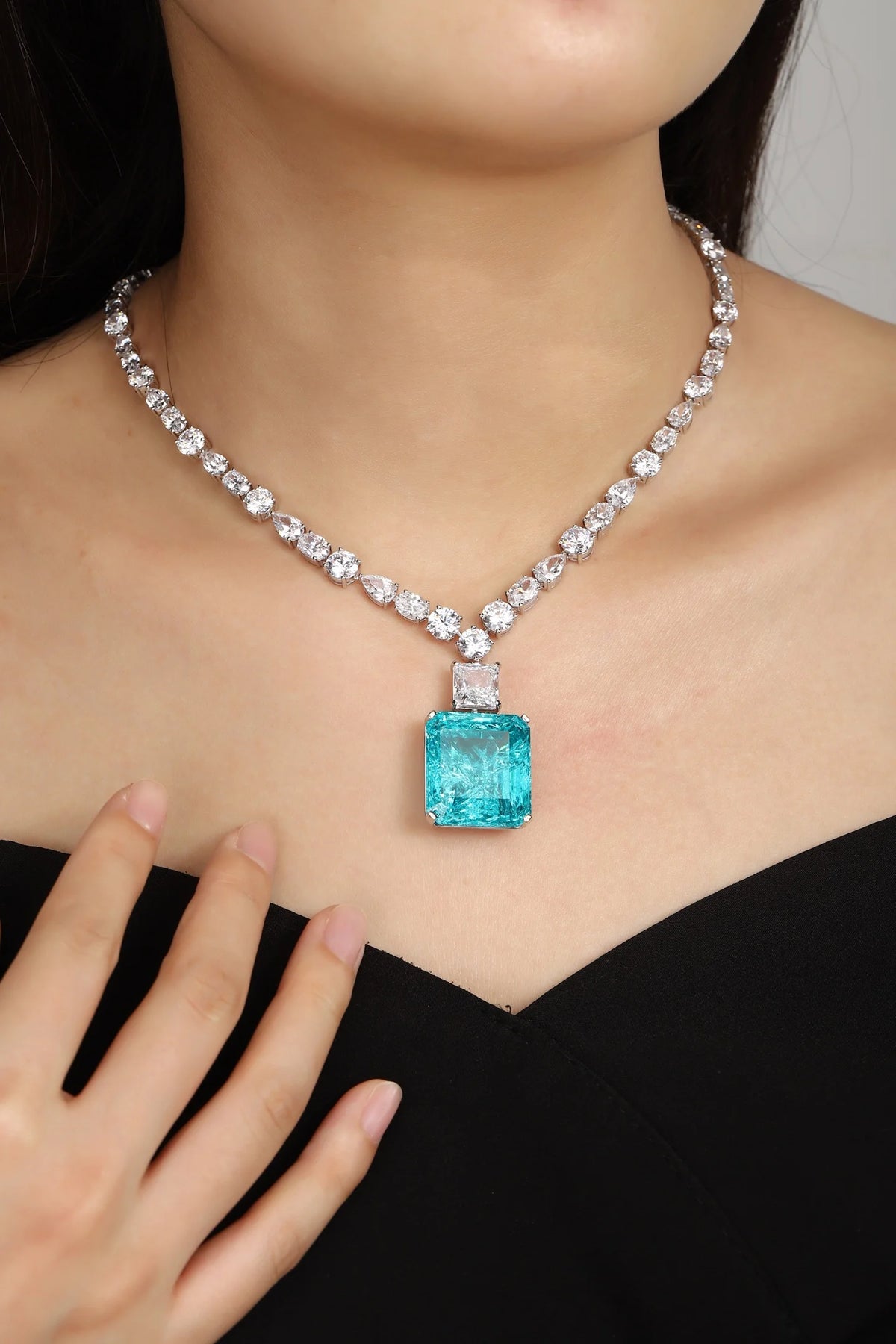 Gemfiori Anster Paraiaba Mian Stone Emerald Cutting Silver Necklace Attractive Length 87.36 Ct Customizable Style Women's Necklace