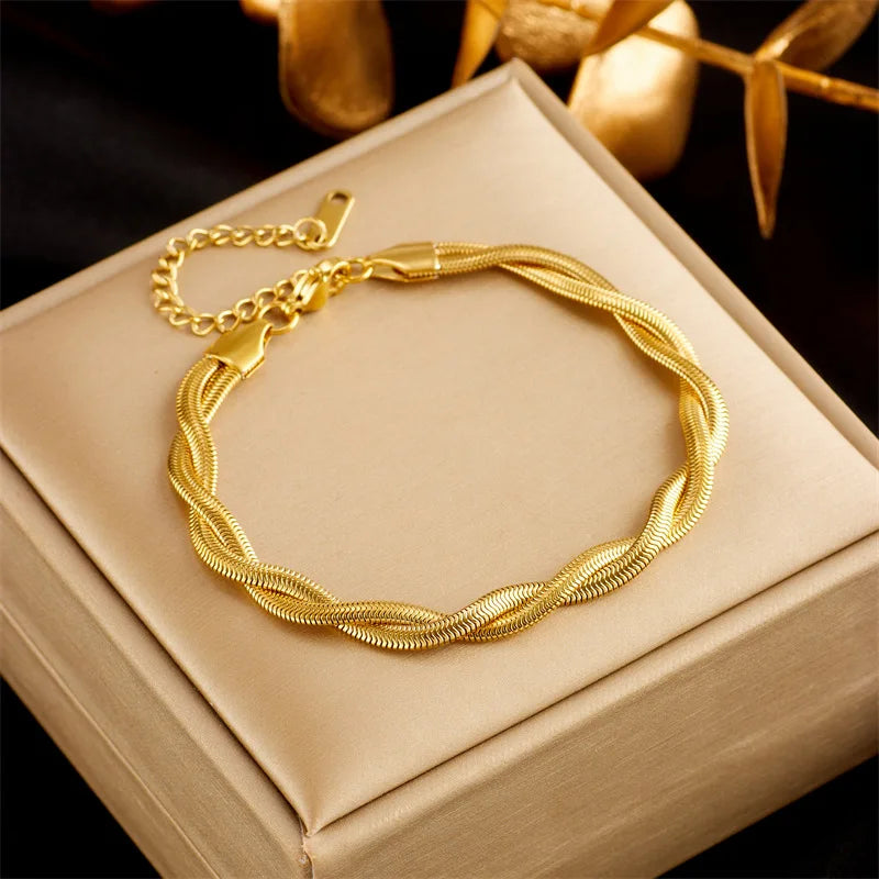 Gold Twist Chain Necklace & Bracelet Jewellery Set | Textured Luxury Fashion Set