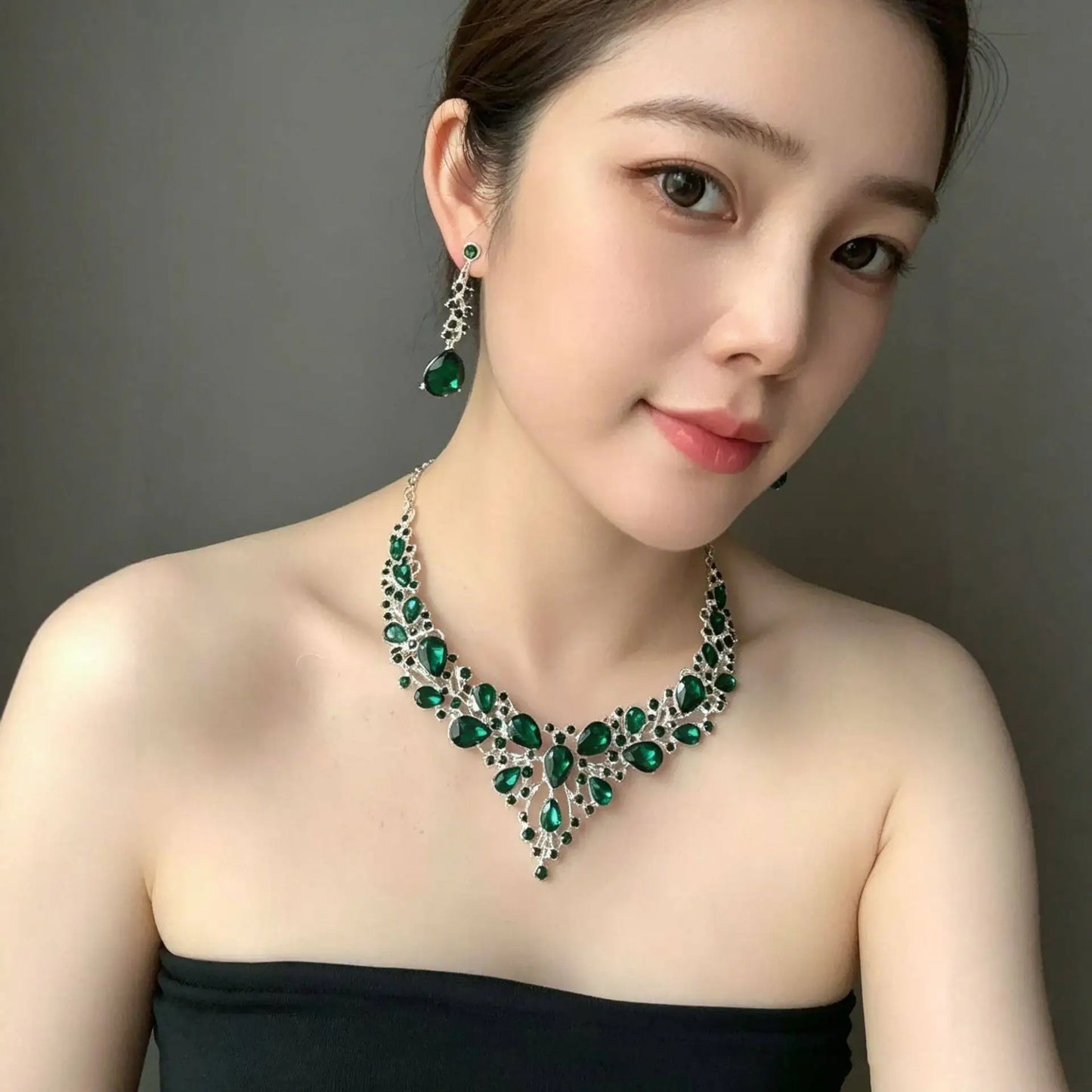 XM S393 Gold Plated Marquise Topaz Floral Necklace & Earrings Bridal Set