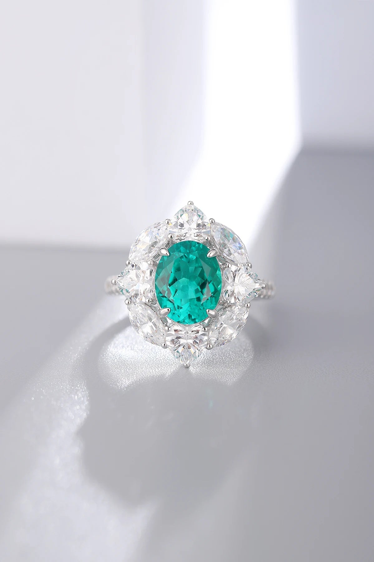 Gemfiori 925 Sterling Silver Ring Green Lab Colombian Emerald Oval Cut Stone Created Gemstone Rings for Woman Jewelry Making