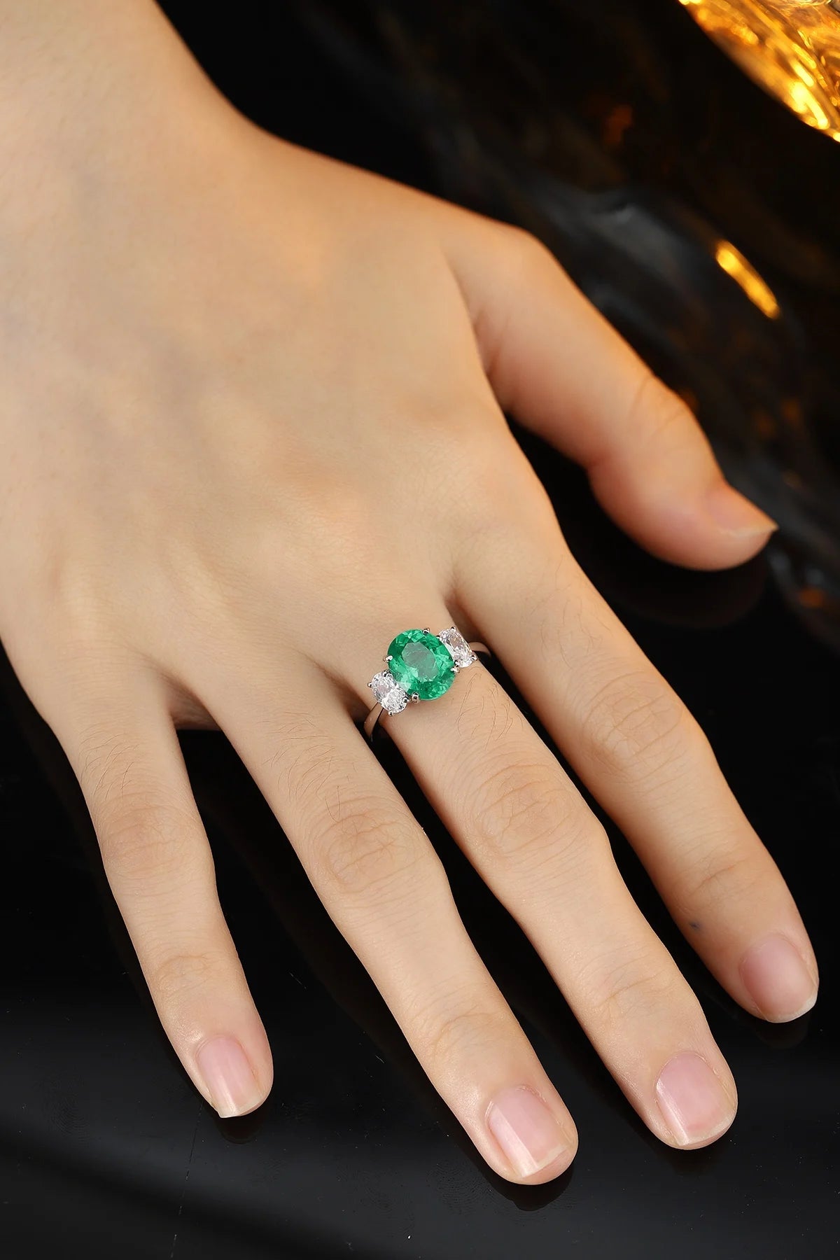 Gemfiori 3-Stone Lab Grown Emerald Oval Stone Engagement Ring Rhodium Plated 925 Silver Rings for Women Party Wedding ODM OEM Factory