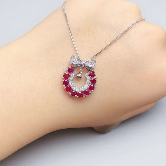 Gioiellieri Natural Ruby Gemstone Christmas Style Pendant Light Luxury High-end Tungsten Precision Inlaid Gemstone Pendant Necklace Women
