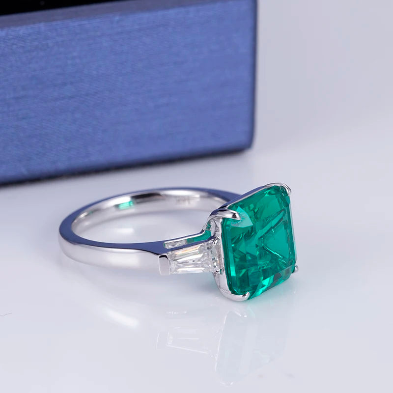 Messi Jewelry MSR-561 18k Gold DEF Moissanite Custom  Women  Fashion Jewelry Square Emerald Ring