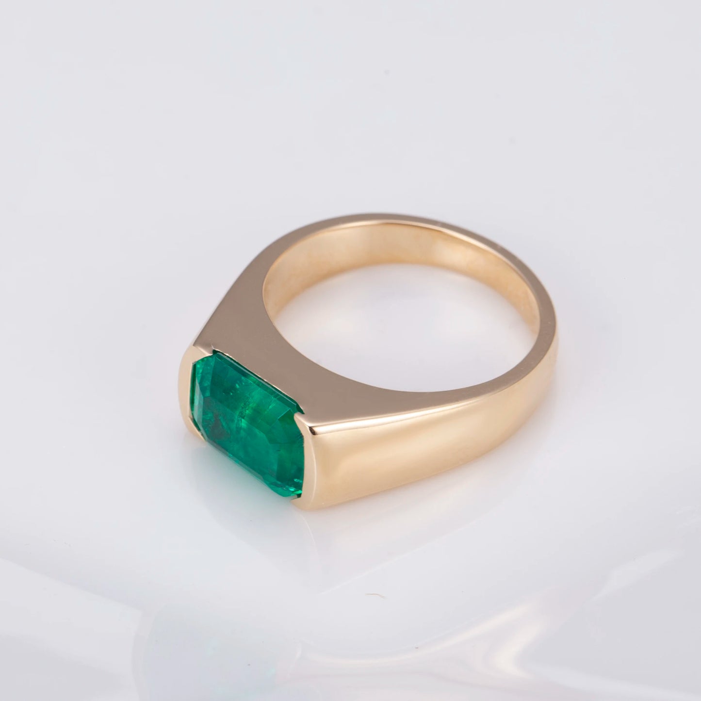 Messi Customized Jewelry MSR-1233 18K 2.2CT Lab Created Emerald Ring