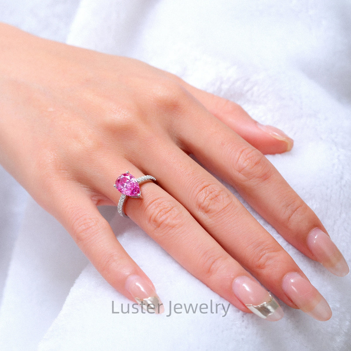 Gemfiori Luster Gorgeous Engagement 925 Sterling Silver 4.0ct Teardrop Shape Moissanite 10K/14K/18K Pink Pear Cut Moissanite Gold Ring