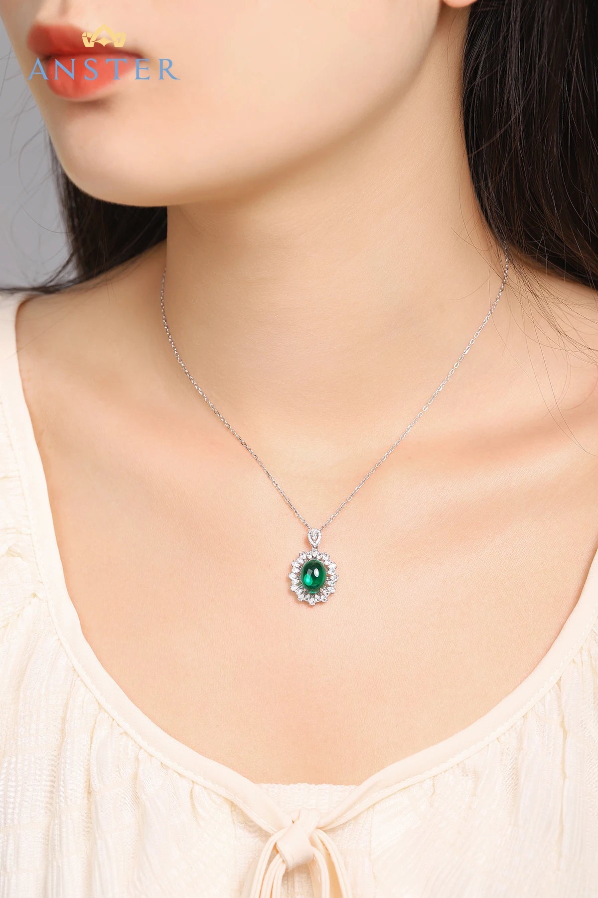 Gemfiori Hot Selling High Quality Lab Grown Emerald Bridal Necklace Wedding Jewelry Emerald Gemstone Fashion Necklace for Party
