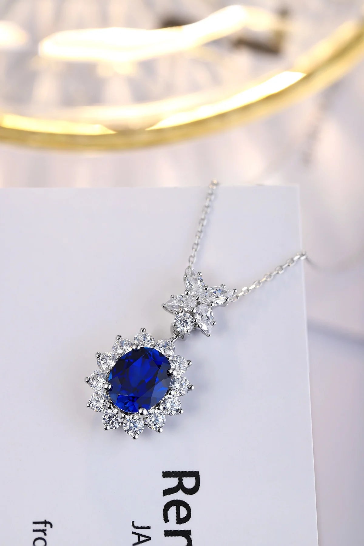 Gemfiori Anster 925 Sterling Silver High-quality Cultivated Sapphire Necklace - Suitable for Parties or As a Gift