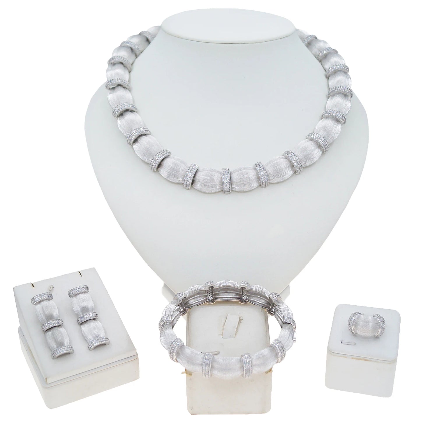 Zhuerrui's Latest Dubai Silver Jewelry Set High Quality American Diamond Sparkling Charming Noble Bridal Necklace