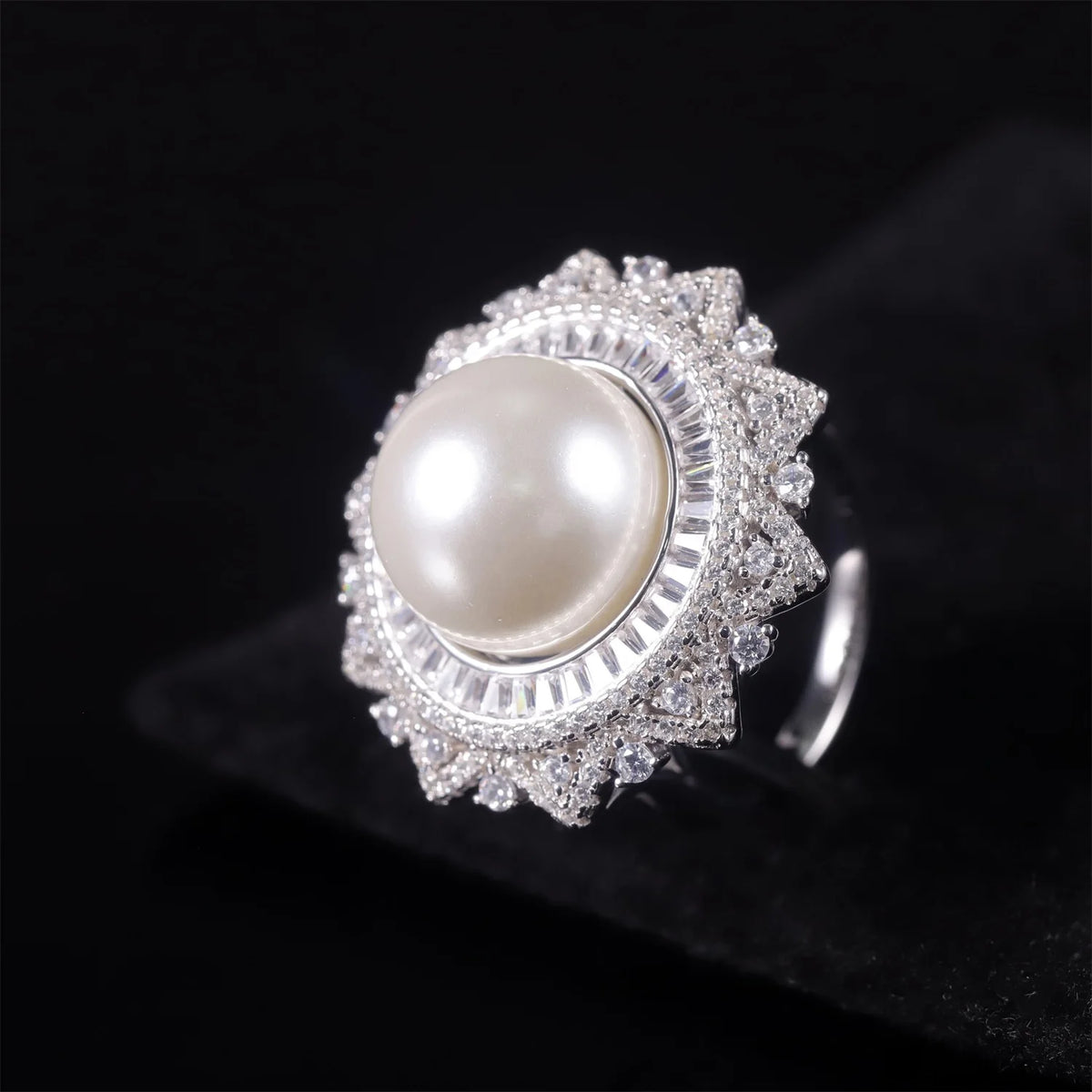 Gemfiori Abiding Antique Deluxe Elegant Big Round 16MM White Shell Pearl Ring Imitation Pearl Jewelry 925 Silver Multi Halo Women Ring