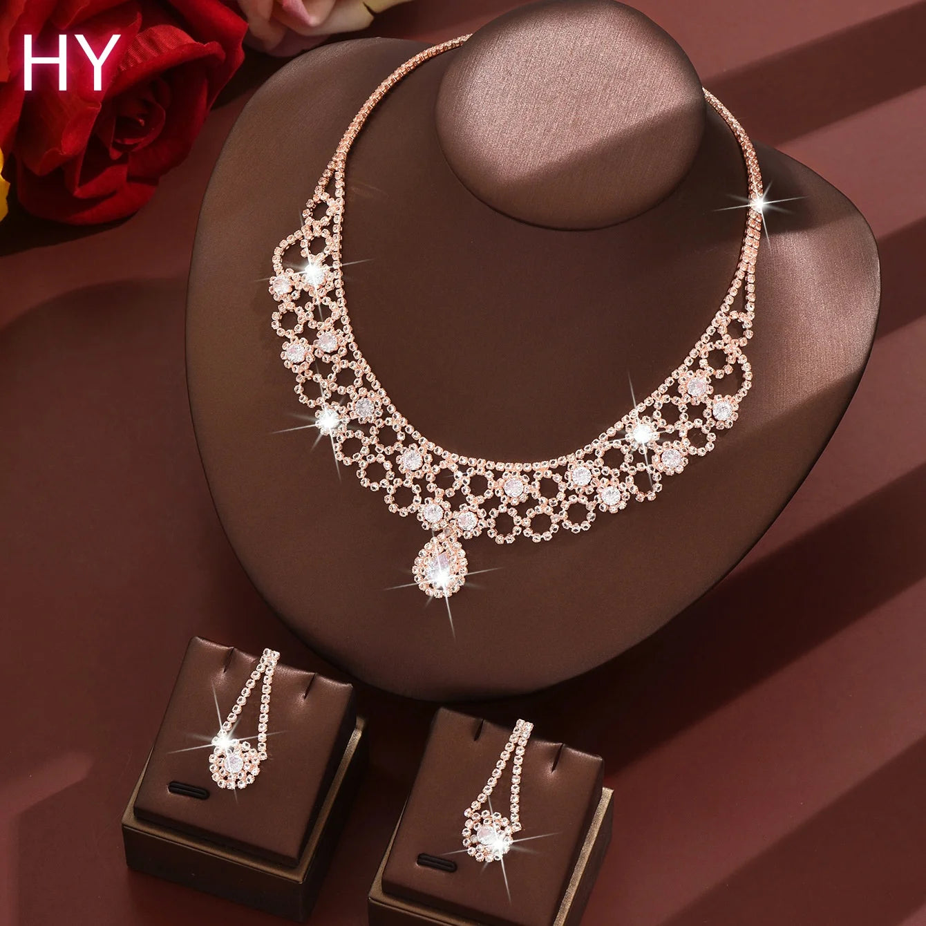 HY Wholesale of Party Accessories Popular Golden Fashionable Colored Diamond Necklace and Earring Sets