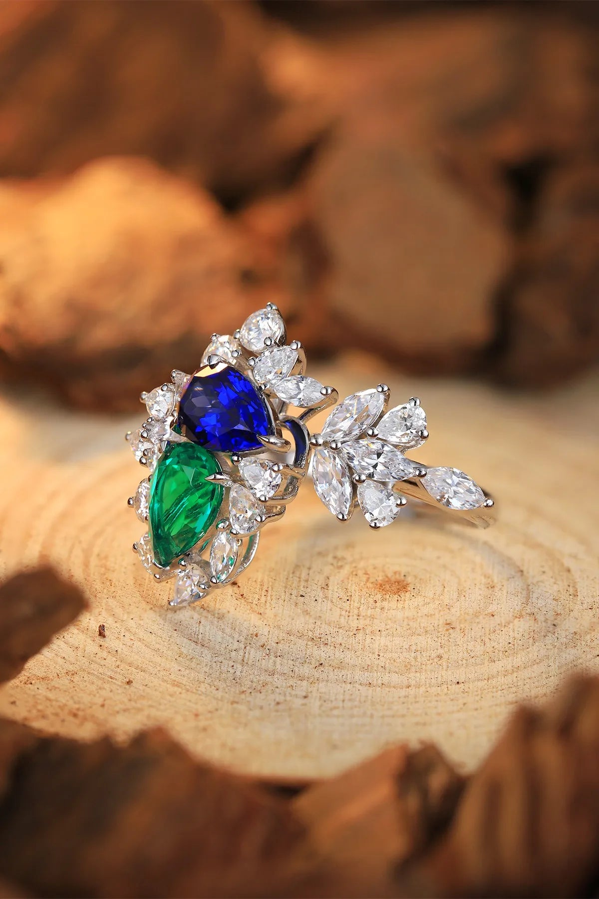 Gemfiori Jewelry Trendy High Quality S925 Silver Cultivated Sapphire Emerald Ring Unisex Engagement Ring for Wedding Party or Gift