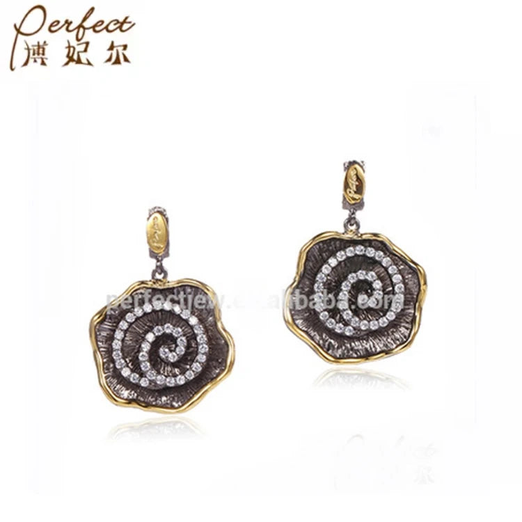 Flower Design Thailand Handmade 925 Sterling Silver Earrings with White Zircon