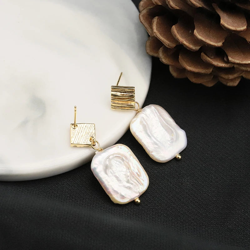 New Jewelry Natural Freshwater Baroque Pearl  Earrings 18K Gold Plated Jewelry Korean Designer Jewelry Earrings Wholesale Bulk
