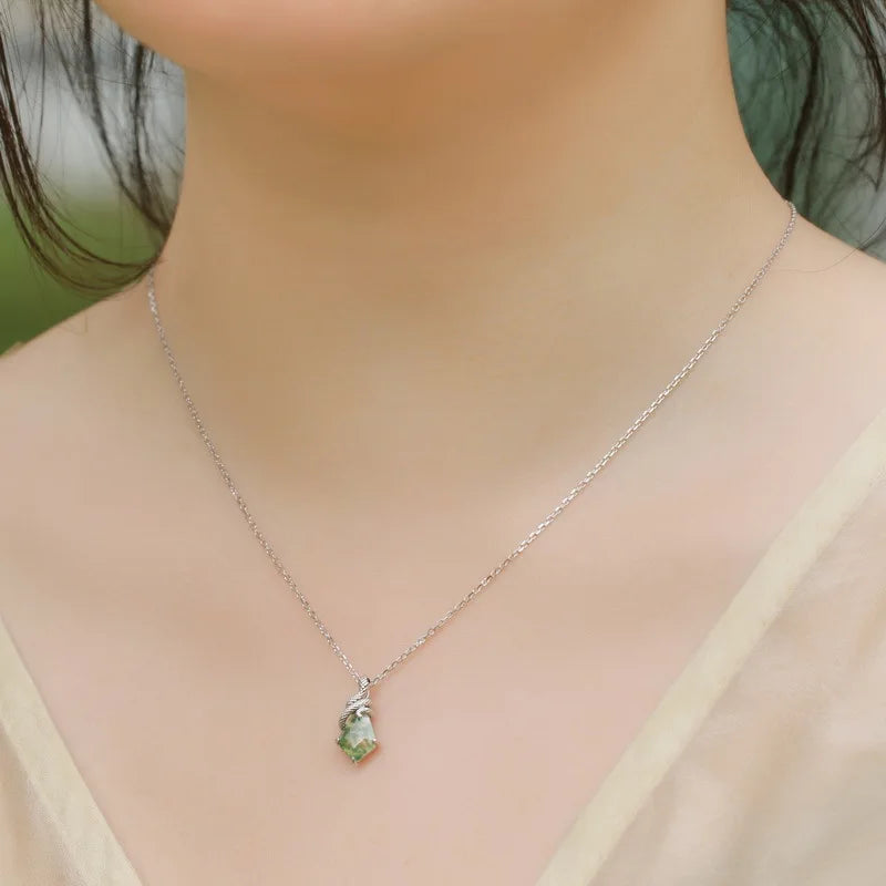 REDheart Exclusive Spirit Snake Natural Green Moss Stone Pendant S925 Silver Necklace Fashion Clavicle Necklace for Women