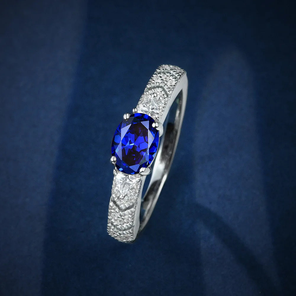 Silverelli | 925 Silver Egg-Shaped Gemstone Ring | 1 Carat | Platinum Plated | Pave Setting