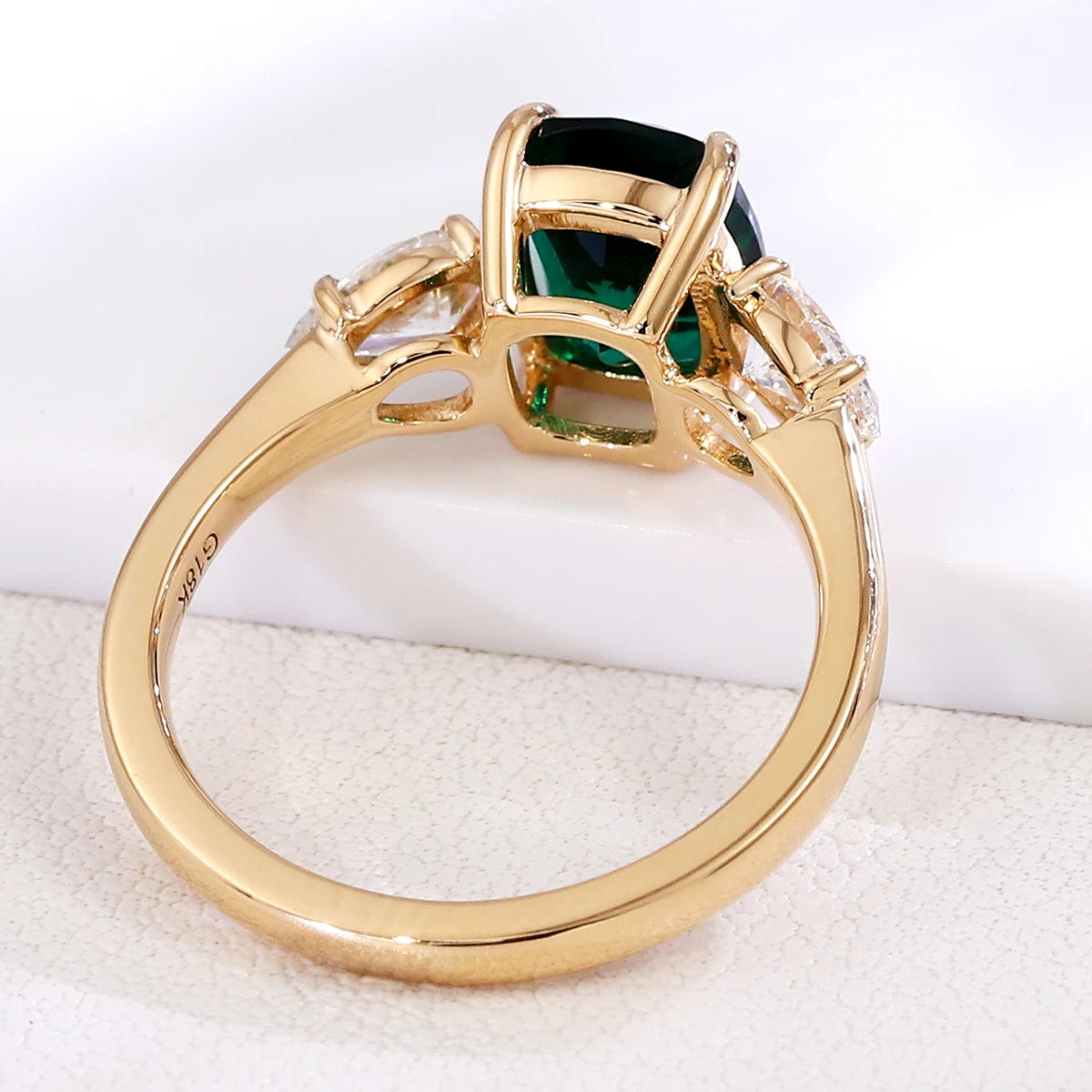 Gemfiori Fashion Jewelry 3CT Lab Grown Emerald Ring 7*9mm Cushion Cut Lab Grown Emerald 18k Yellow Solid Gold Engagement Wedding Ring