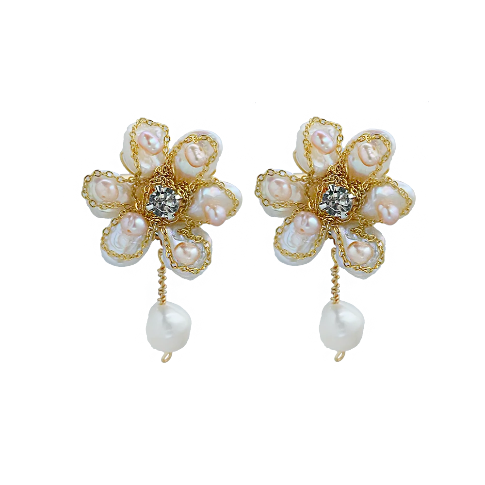 Natural Baroque Pearl Petal Flower Earrings for Women Korean Classic Vintage Fashion Jewelry Earrings GE1594