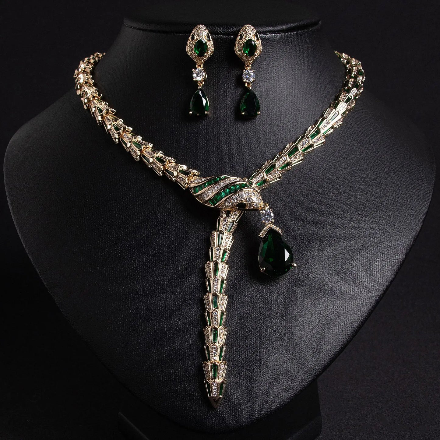 Snake Design Luxury Brand Jewelry Sets Elegant Gold Plated Red Green Snake Necklace Earring Sets