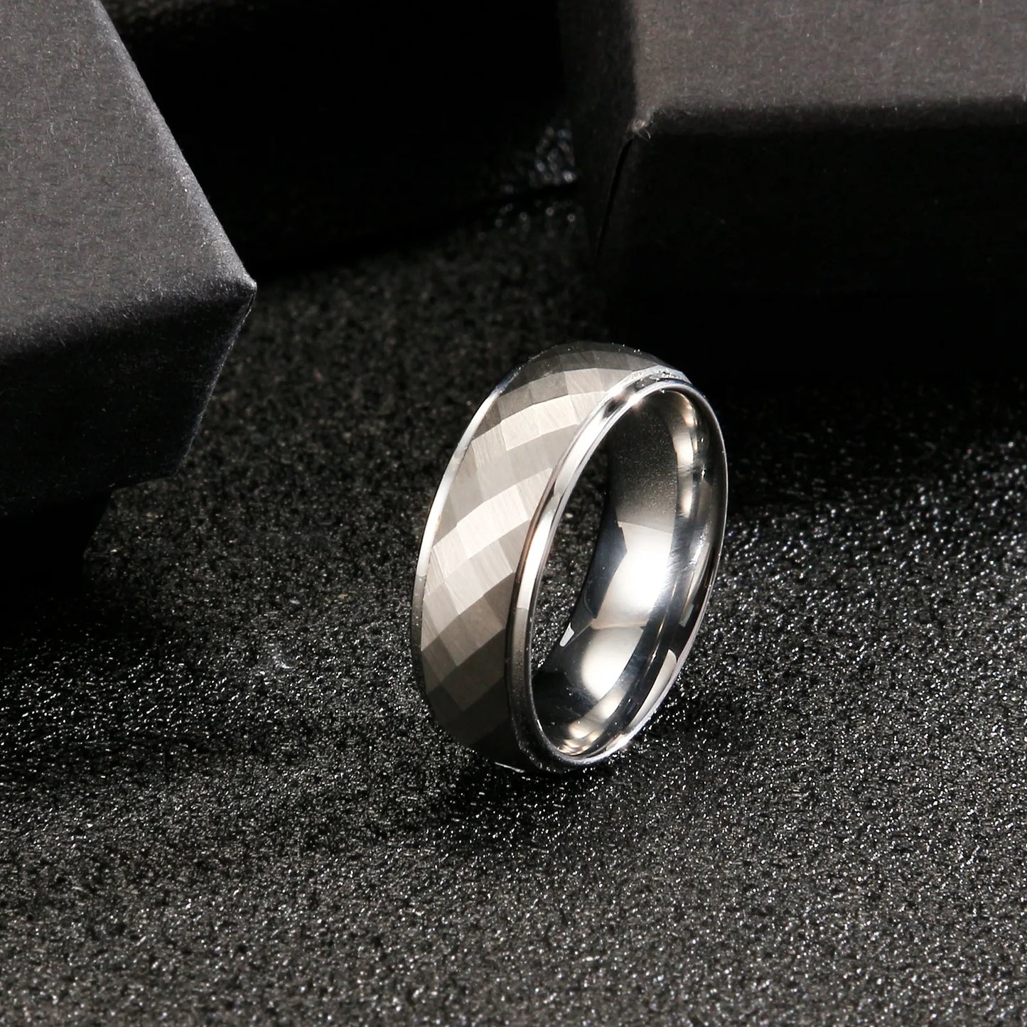 Multi Sided Tungsten Steel Ring for Men and Women, European and American Niche Couple, Titanium Steel Ring
