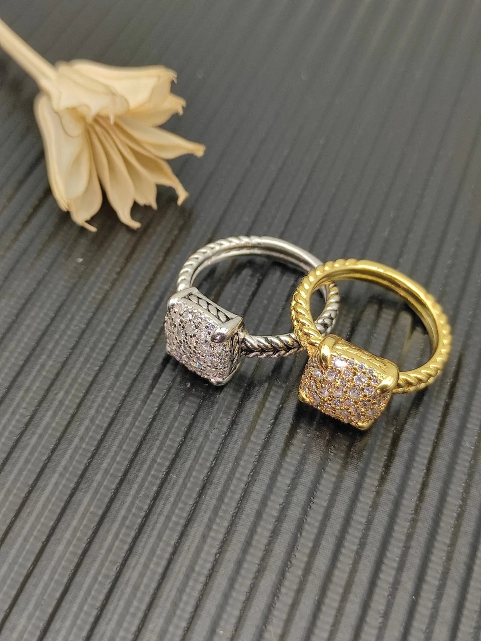 FASHIONISTA DY High-Quality Silver-Plated Four-Claw Full-Diamond Ring, Gold-Plated Diamond Ring, Jewelry