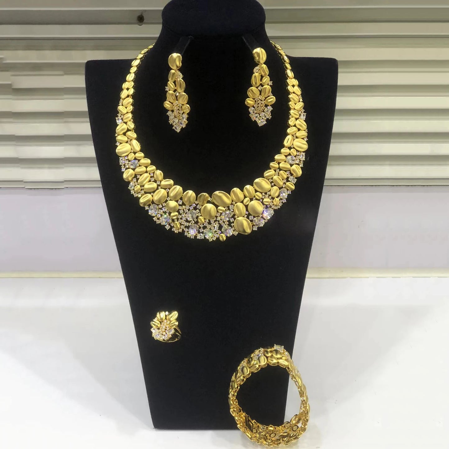 Zhuerrui American Diamond Jewelry Sets Luxury Cubic Zirconia Jewelry Set Wedding Party Fine Woman Jewelry Set HZ220505201