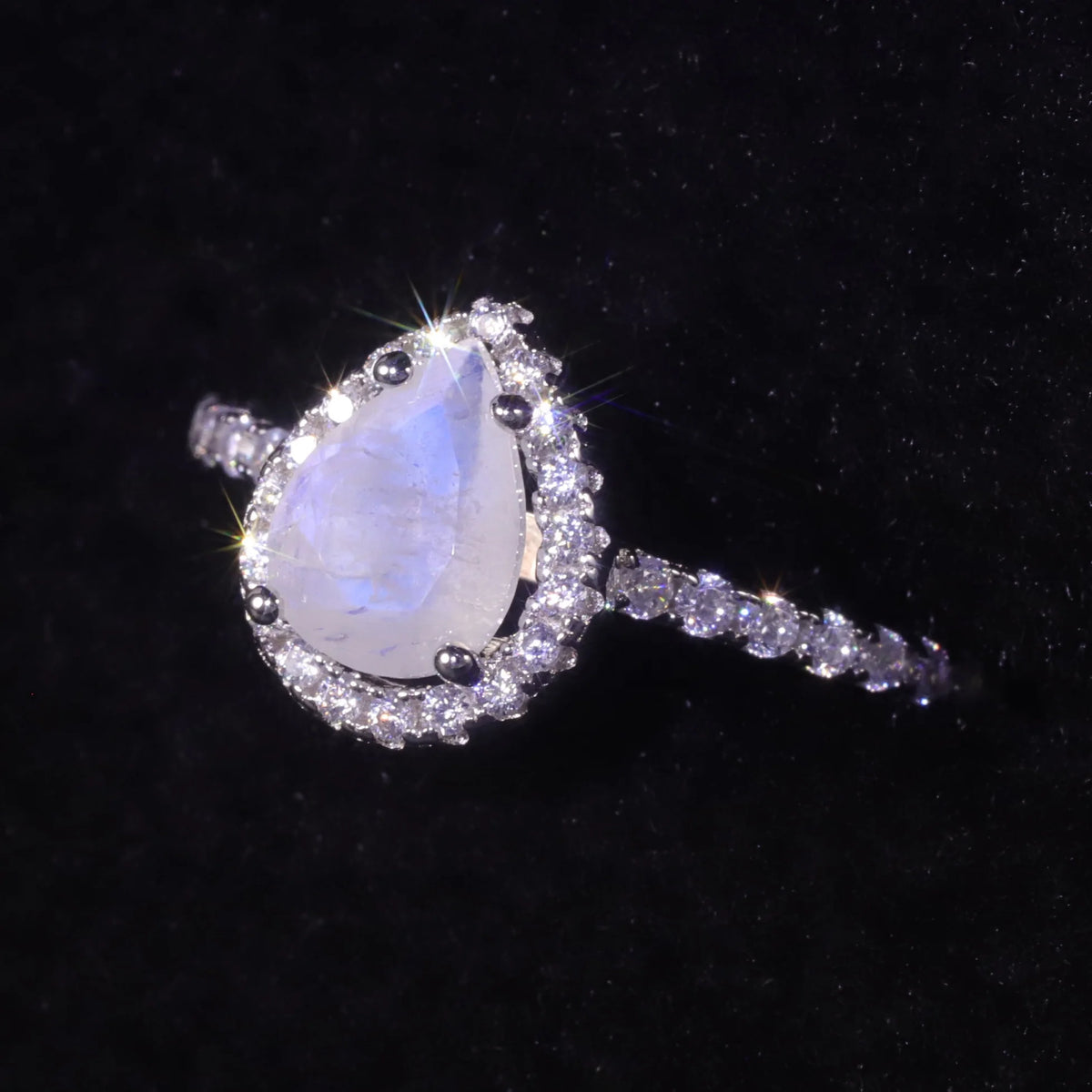 ArtistA KH076 Abiding OEM ODM Factory Pear Cut Moonstone Cz Halo Solid 925 Silver Teardrop Engagement Bridal Half Eternity Rings