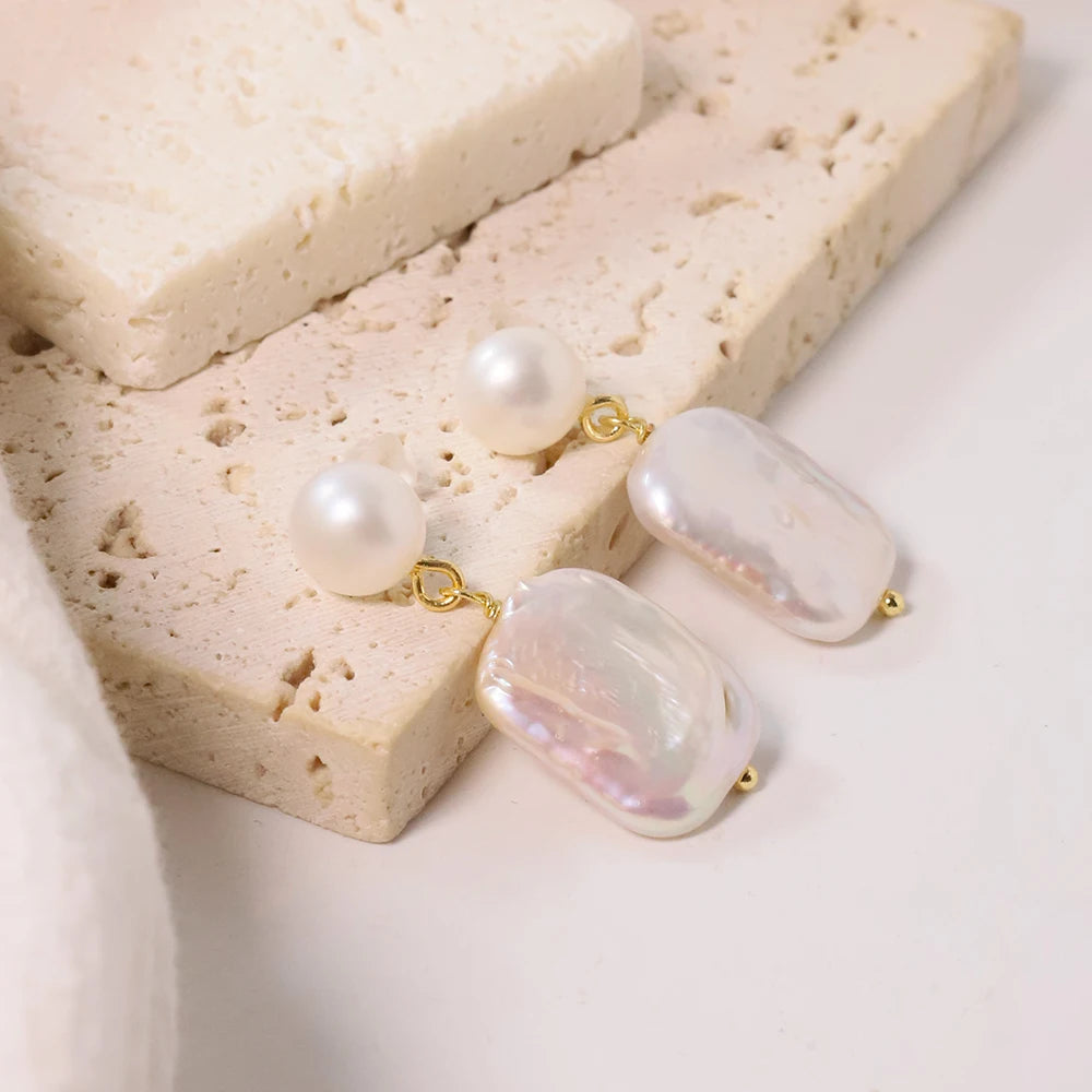 White Natural Freshwater Baroque Pearl Earrings Korean Style Women Luxury Jewelry Fashion Ladies and Girls Gift GE1514
