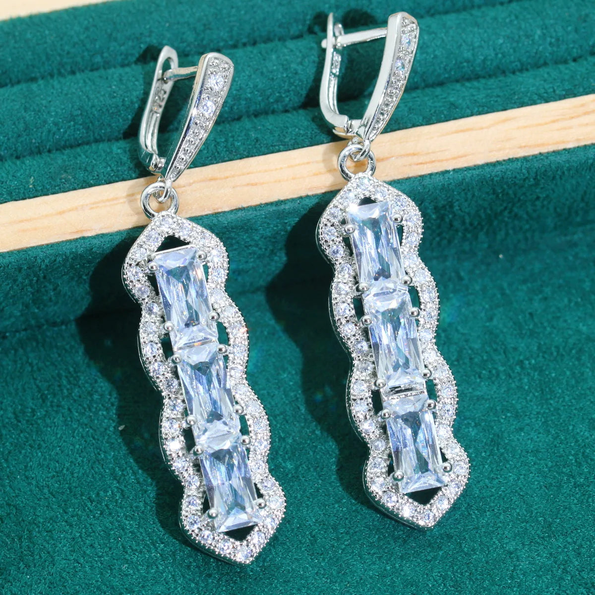 XOTICA 925 Silver Women's Set White Zircon Long Earrings Necklace Pendant Ring Bracelet for Weddings Parties Bridal Gifts-Made Alloy