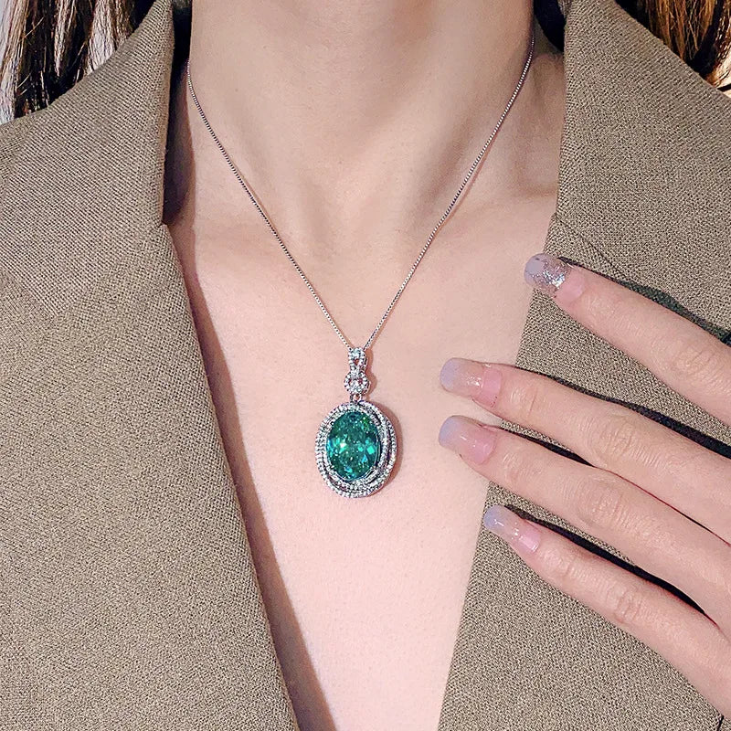 REDheart High-End Fashion Brass Inlaid Zircon Flower Design Gold Plated Women's Luxury Pendant Necklace