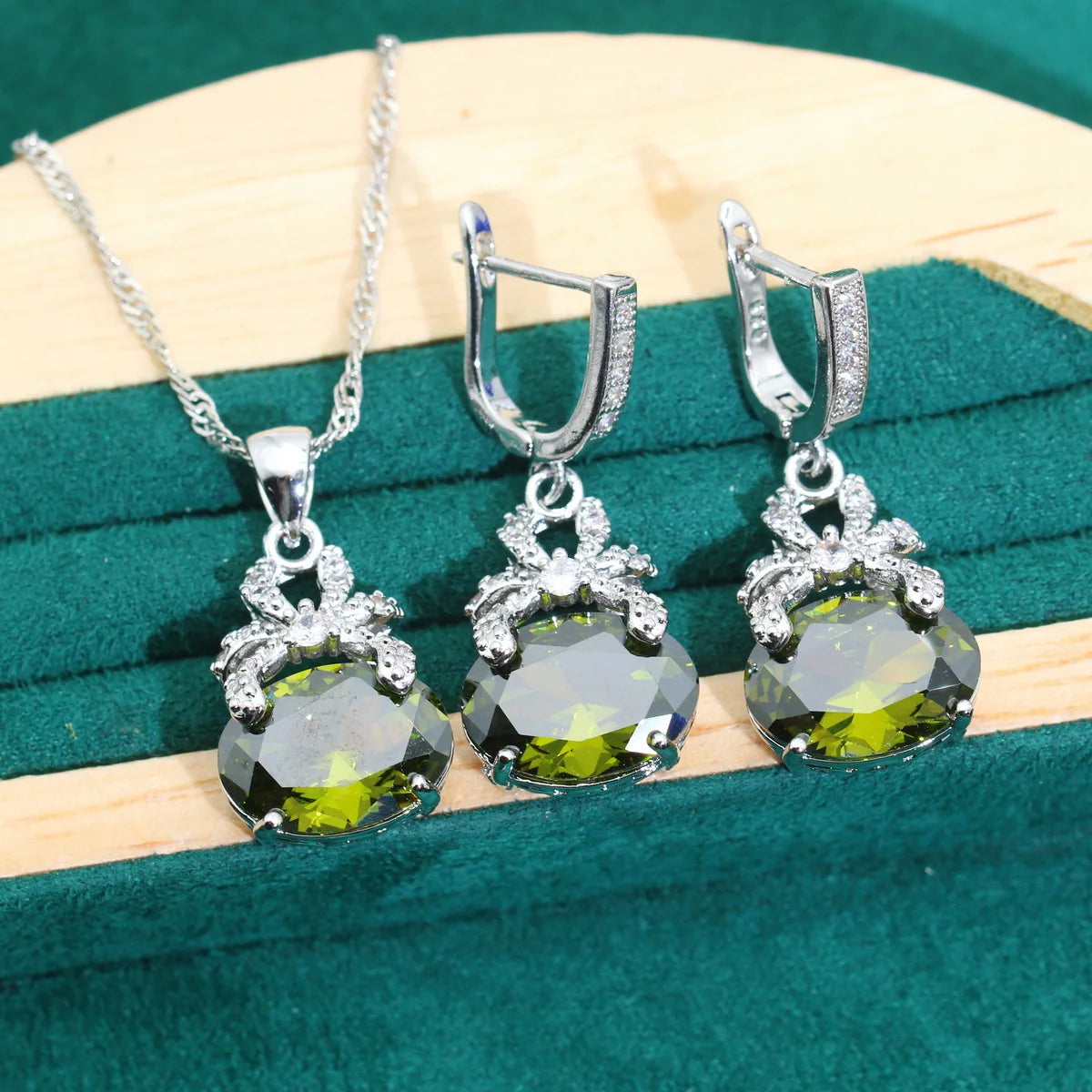 XOTICA Classic 925 Silver Bridal Jewelry Set Women's Wedding Olive Green Zircon Bracelet Earrings Necklace Pendant Ring for Anniversary