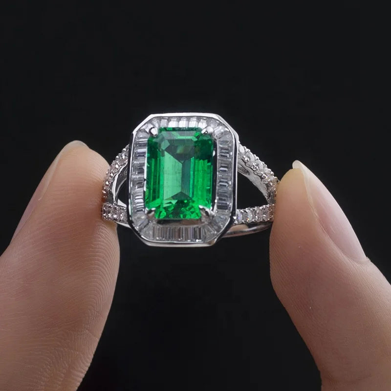 14K Luxury Design Emerald Green Ring for Woman Wedding Engagement Gold Ring  Moissanite Ring