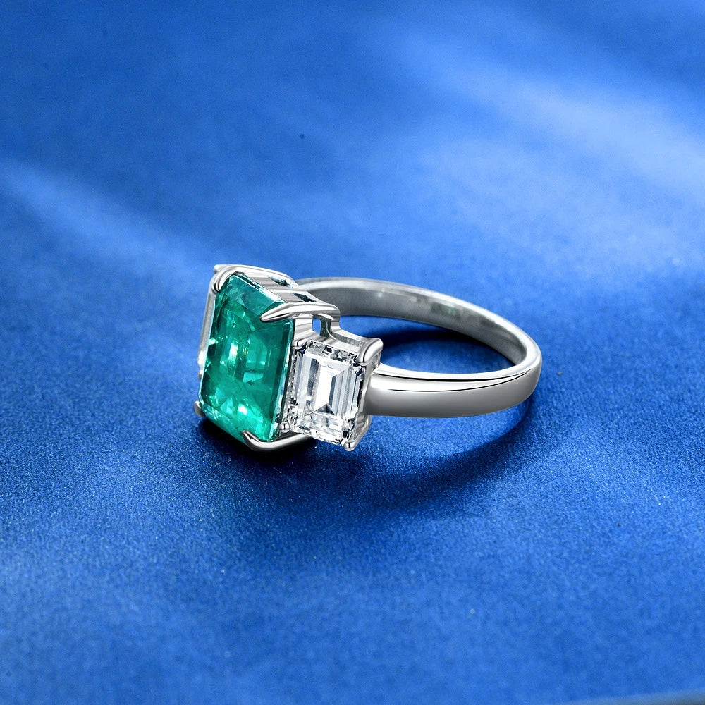 MuShan Jewelry Factory New Pure Silver 4ct Simulated Emerald 8*11 High Carbon Diamond Ring Is Versatile for Europe and America