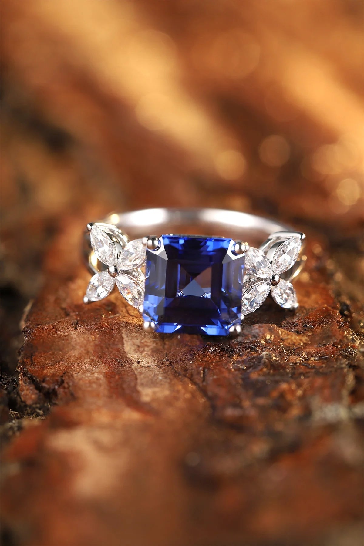 Gemfiori Jewelry Trendy High Quality S925 Silver Cultivated Sapphire Ring Unisex Engagement Ring for Wedding Party or Gift